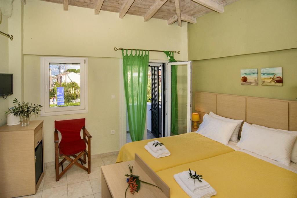 Studios Niki Lákka Habitación foto
