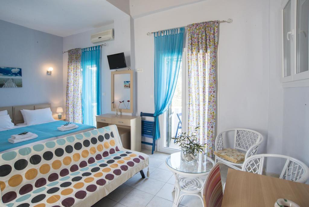 Studios Niki Lákka Habitación foto